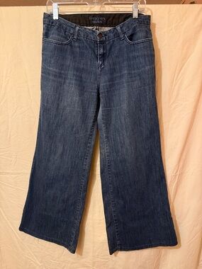 Y2K era simply vera wang Dark Wash flare Leg Women’s Jeans
